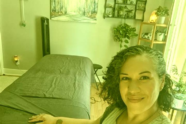Hannah, 33, a black grey-eyed ebony companion based in Nevogilde. Offering BDSM, Dinner Date, Fetish, Erotic Massage. Available for incall and outcall, day a...