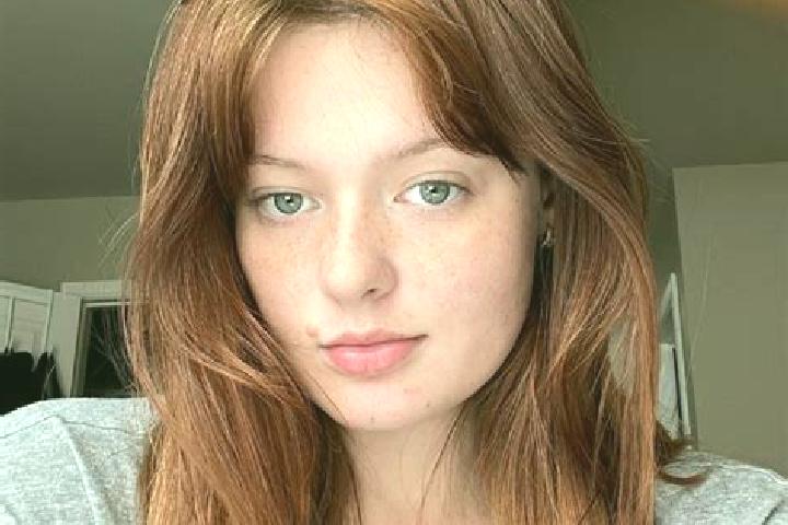 Hannah, 33, a red blue-eyed indian companion based in Lambersart. Offering GFE, Roleplay. Available for incall and outcall, day and evening dates.