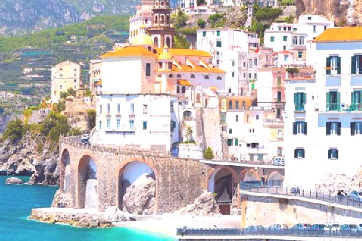 Hannah, 33 — Escort in Servo, Italy