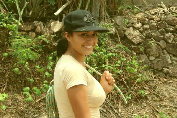 Hannah, 34 — Escort in Cololaca, Honduras