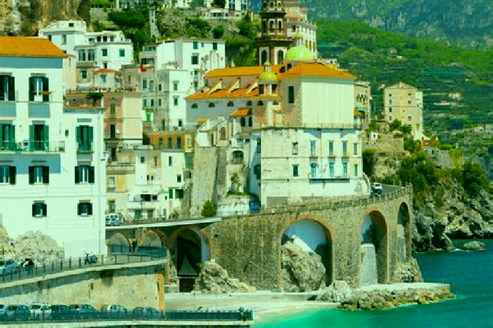 Hannah, 34 — Escort in Odolo, Italy