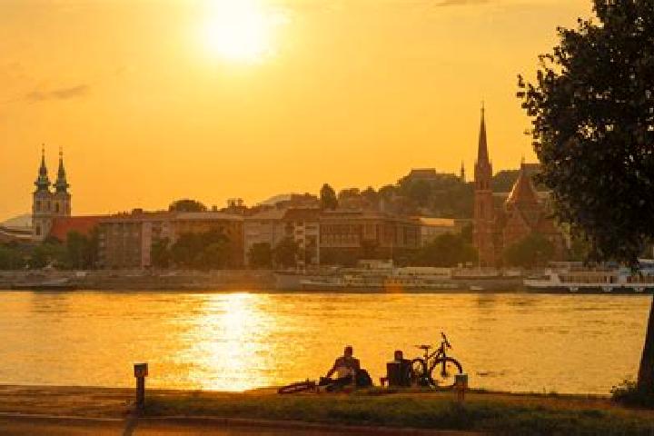 Hannah, 34 — Escort in Ujpeteritelep, Hungary