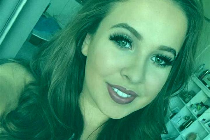 Hannah, 35, a brunette grey-eyed mediterranean companion based in Xaaga. Offering Roleplay, Girlfriend Experience, Erotic Massage. Available for incall and o...
