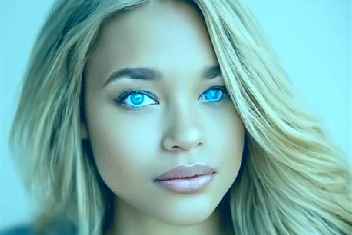 Hannah, 35, a dark blonde blue-eyed latina companion based in Rovirosa. Offering Domination, 69, OWO. Available for incall and outcall, overnight bookings av...