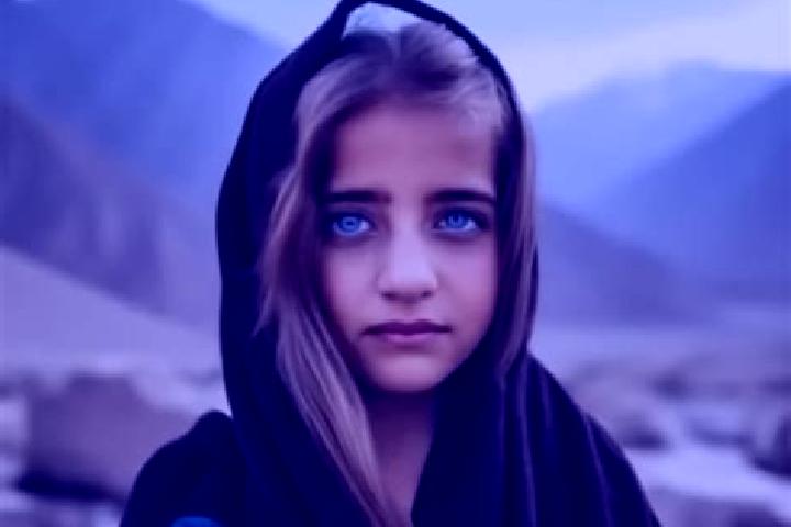 Hannah, 36, a auburn amber-eyed middle eastern companion based in Sipridouo. Offering CIM, BDSM, Travel Companion. Available for incall and outcall, overnigh...