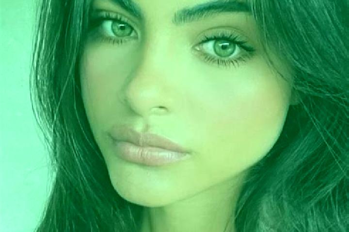 Hannah, 36, a auburn blue-eyed indian companion based in Roccafranca. Offering Couples, Tantra, CIM, Prostate Massage. Available for incall and outcall, over...