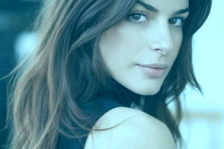 Hannah, 36, a auburn brown-eyed european companion based in Bhairapura. Offering Overnight, Dinner Date, BDSM. Available for incall and outcall, day and even...