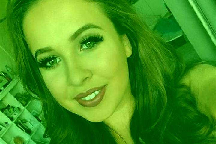 Hannah, 36, a brunette grey-eyed caucasian companion based in Alchichica. Offering Domination, CIM, Girlfriend Experience, BDSM. Available for incall and out...