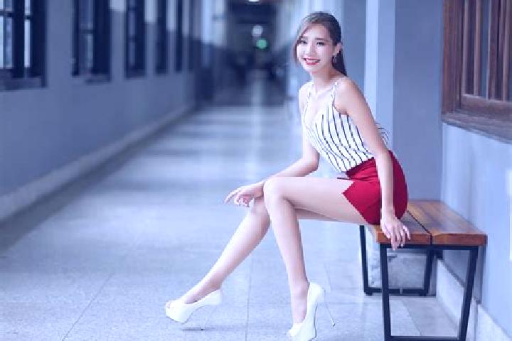 Hannah, 36, a dark blonde dark-eyed asian companion based in Salciua de Jos. Offering Travel Companion, BDSM, Massage. Available for incall and outcall, over...
