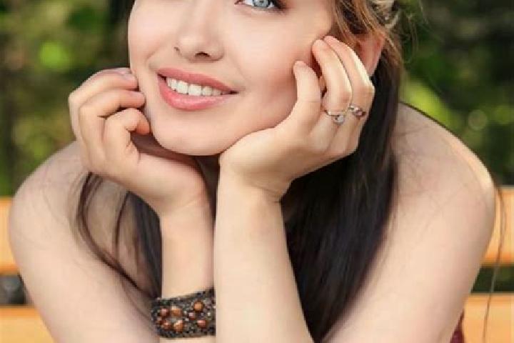 Hannah, 36, a red blue-eyed asian companion based in Popocatzin. Offering Fetish, Striptease, Massage. Available for incall and outcall, day and evening dates.
