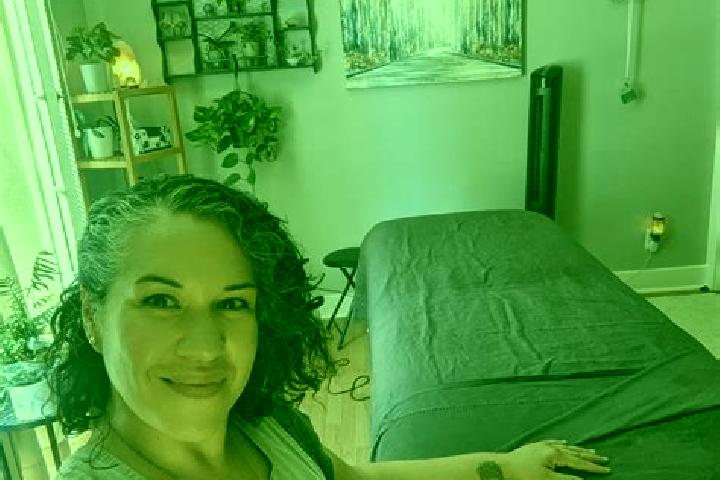 Hannah, 37, a brunette brown-eyed ebony companion based in Las Barrillas. Offering Overnight, Erotic Massage. Available for incall and outcall, overnight boo...
