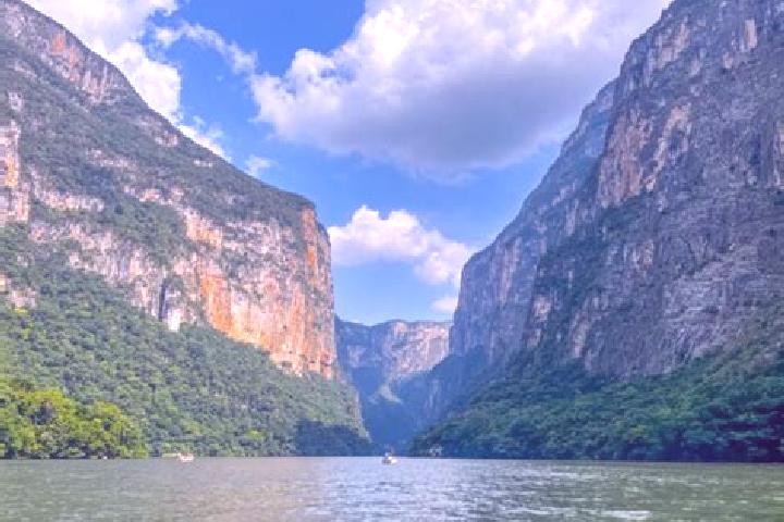 Hannah, 37 — Escort in Chicoasen, Mexico