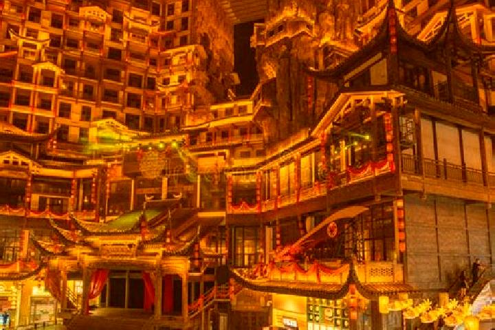 Hannah, 37 — Escort in Shadi, China