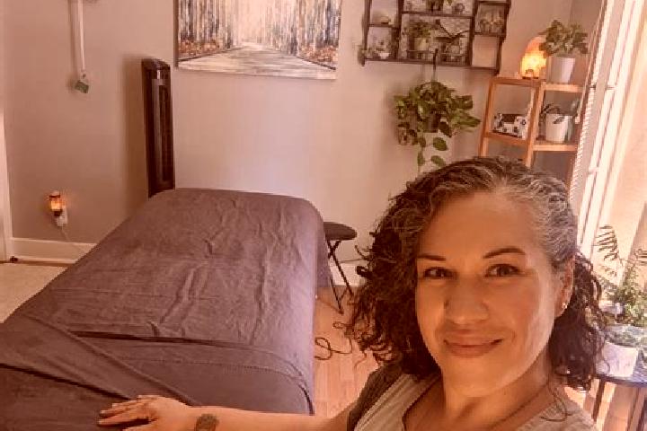 Hannah, 38, a black blue-eyed indian companion based in San Nicolas Quialana. Offering Duos, Massage, Roleplay, CIM, Travel Companion. Available for incall a...