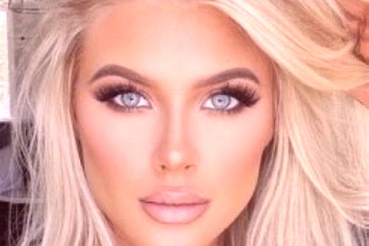 Hannah, 38, a platinum blonde hazel-eyed mediterranean companion based in Marchaux. Offering GFE, Tantra, Striptease, Deep French Kissing, Erotic Massage. Av...