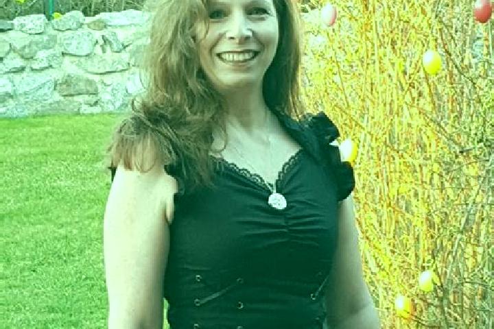 Hannah, 39 — Escort in Bernhardswald, Germany