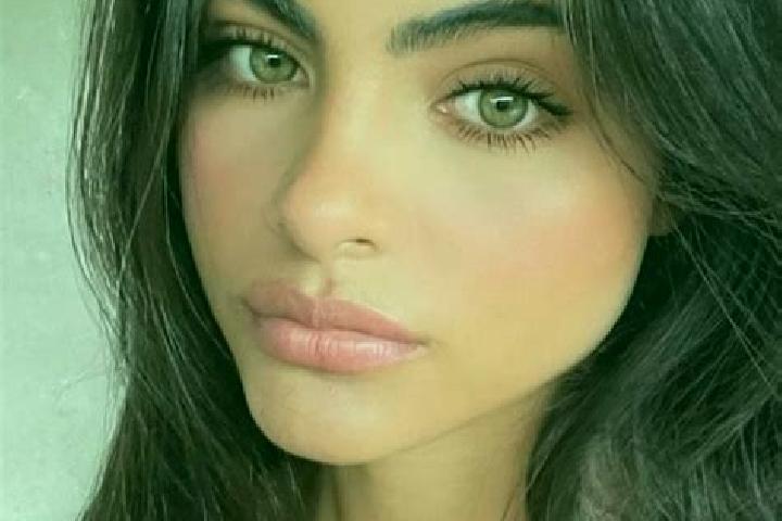 Harper, 20, a black dark-eyed indian companion based in Bailleval. Offering CIM, Couples, Roleplay, Domination. Available for incall and outcall, day and eve...