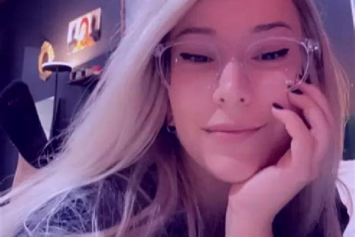 Harper, 20, a blonde grey-eyed mediterranean companion based in Velky Meder. Offering Overnight, Massage, OWO, Party Girl, Duos. Available for incall and out...