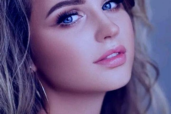 Harper, 21, a dark blonde blue-eyed mediterranean companion based in Kerr Serign. Offering Tantra, Roleplay, A-Level, Party Girl, Prostate Massage. Available...