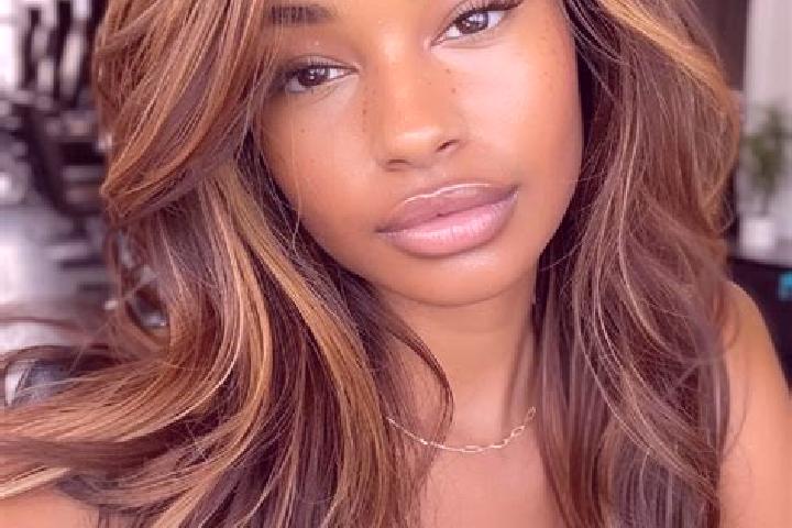 Harper, 21, a dark blonde brown-eyed mediterranean companion based in Aobadai. Offering Roleplay, A-Level, Erotic Massage, Duos. Available for incall and out...