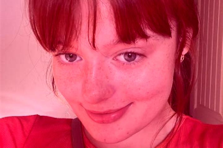 Harper, 21, a red brown-eyed mediterranean companion based in Remse. Offering Party Girl, OWO, BDSM, A-Level, Roleplay. Available for incall and outcall, day...