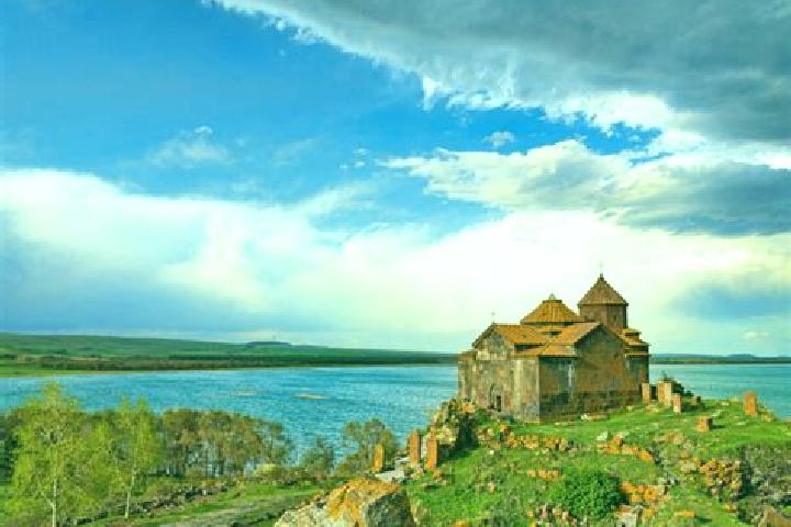 Harper, 21 — Escort in Hayravank, Armenia