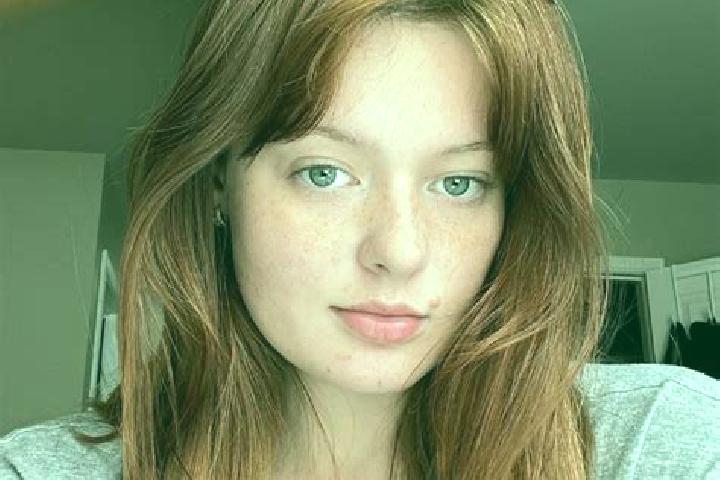 Harper, 22, a red brown-eyed european companion based in Maghama. Offering Fetish, Dinner Date, Massage. Available for incall and outcall, overnight bookings...