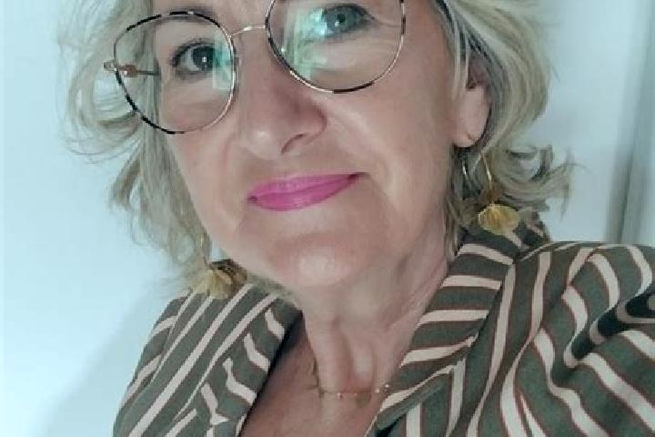 Harper, 22 — Escort in Beauvoir-sur-Niort, France
