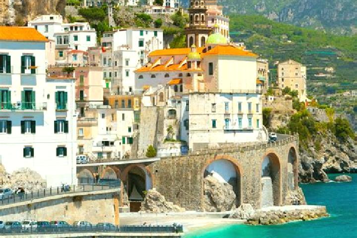 Harper, 22 — Escort in Cusio, Italy