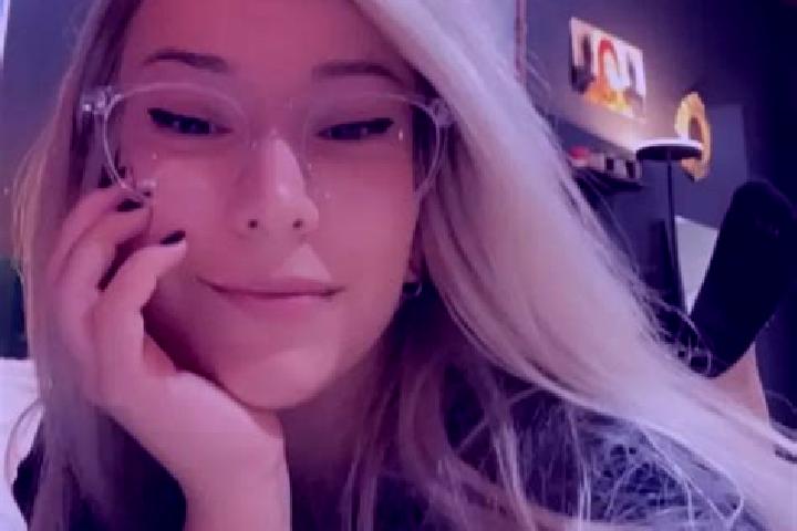 Harper, 23, a blonde grey-eyed mixed companion based in Rio Encajonado. Offering Prostate Massage, GFE, Dinner Date. Available for incall and outcall, overni...