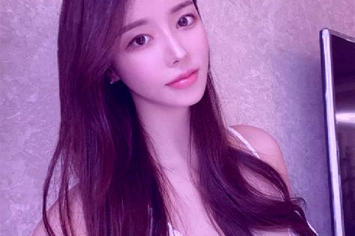 Harper, 23 — Escort in Huzhai, China