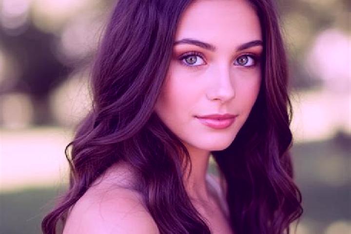 Harper, 24, a brunette hazel-eyed european companion based in Tupirama. Offering 69, BDSM, Massage. Available for incall and outcall, day and evening dates.