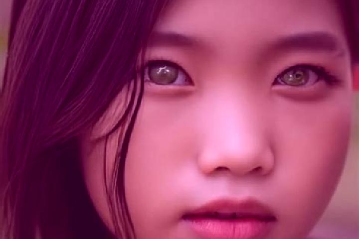 Harper, 24, a red green-eyed asian companion based in Ambian. Offering CIM, Dinner Date, Overnight. Available for incall and outcall, overnight bookings avai...
