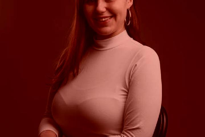 Harper, 25, a auburn amber-eyed european companion based in Saint-Jean-sur-Richelieu. Offering Tantra, GFE, Party Girl, Prostate Massage, Striptease. Availab...