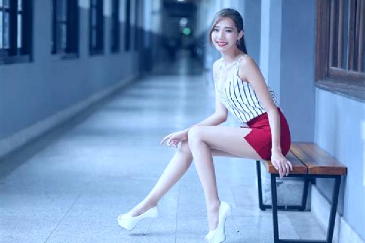 Harper, 25, a auburn brown-eyed asian companion based in Marite. Offering Travel Companion, BDSM, Dinner Date, Girlfriend Experience. Available for incall an...