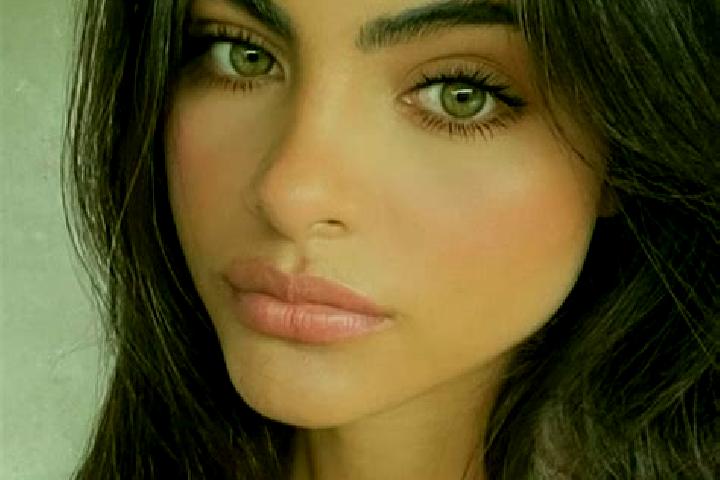 Harper, 25, a black hazel-eyed middle eastern companion based in Tres Isletas. Offering Dinner Date, OWO, Girlfriend Experience, BDSM. Available for incall a...