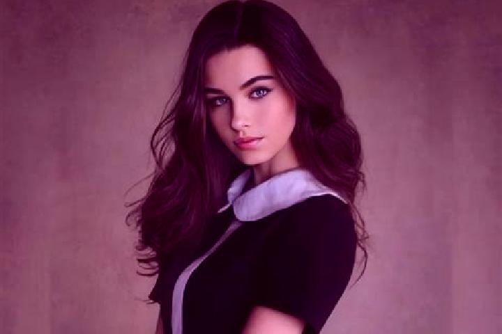 Harper, 25, a brunette green-eyed slavic companion based in Yeles. Offering Tantra, BDSM, Massage, A-Level, OWO. Available for incall and outcall, day and ev...