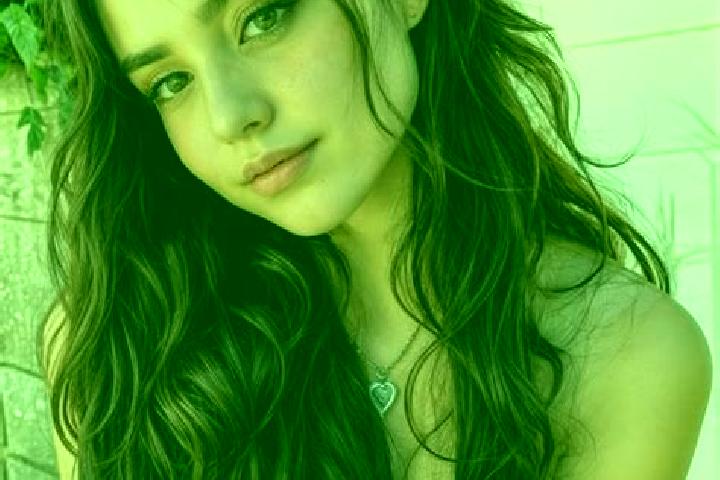 Harper, 25, a brunette hazel-eyed asian companion based in Rakoskert. Offering CIM, Deep French Kissing, 69, Duos. Available for incall and outcall, overnigh...