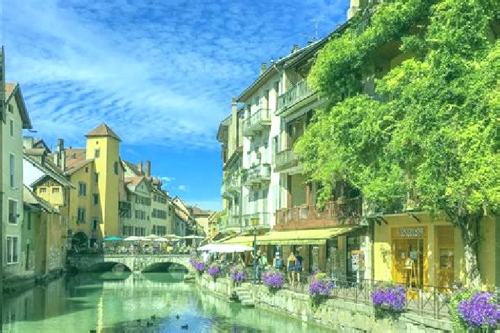 Harper, 25 — Escort in Meursault, France