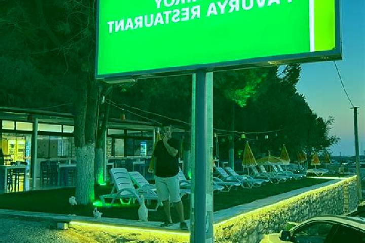 Harper, 25 — Escort in Yenikoey, Turkey