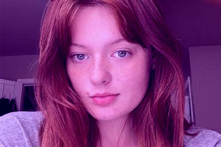 Harper, 27, a red brown-eyed caucasian companion based in Strzyza. Offering Fetish, Girlfriend Experience, Erotic Massage, Striptease. Available for incall a...