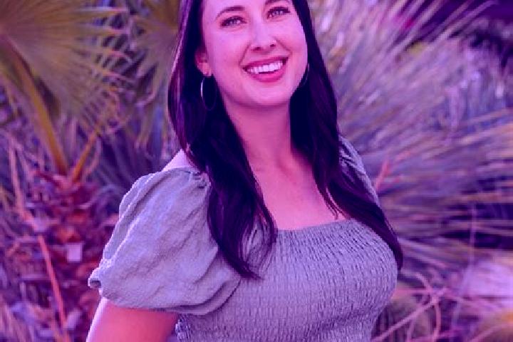 Harper, 27 — Escort in Adobes, Spain