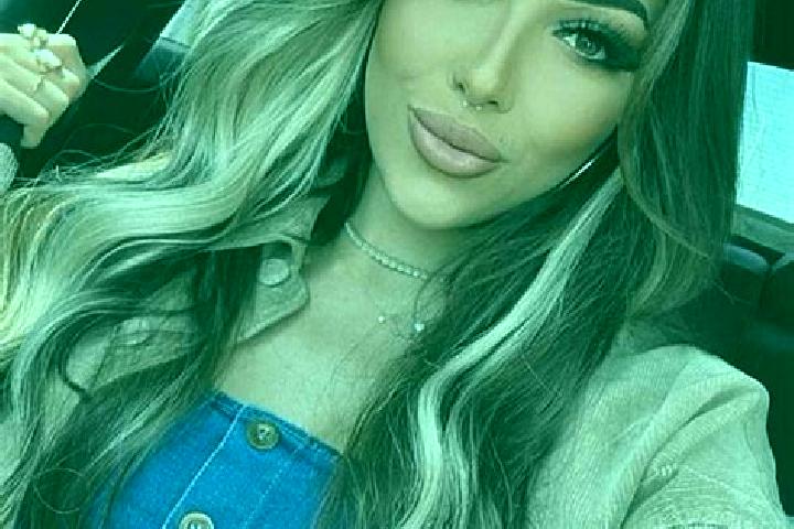 Harper, 28, a dark blonde brown-eyed middle eastern companion based in Przychojec. Offering Girlfriend Experience, Duos, Overnight, Prostate Massage. Availab...
