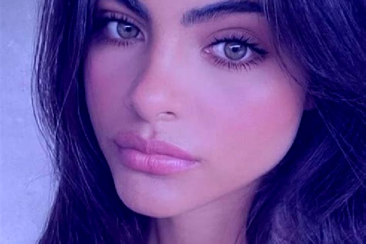 Harper, 29, a black hazel-eyed latina companion based in Percut. Offering Deep French Kissing, Duos, GFE, A-Level. Available for incall and outcall, overnigh...
