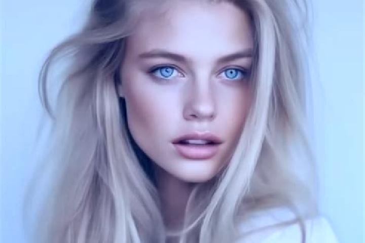 Harper, 30, a blonde amber-eyed ebony companion based in Capim Branco. Offering 69, Roleplay, CIM. Available for incall and outcall, day and evening dates.