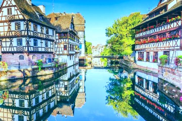 Harper, 30 — Escort in Moyvillers, France