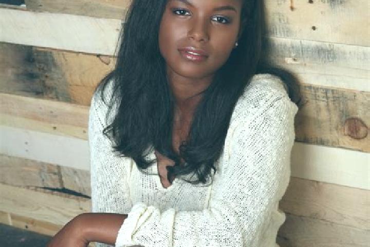 Harper, 32, a auburn dark-eyed ebony companion based in Hedingen. Offering Domination, Travel Companion, Party Girl. Available for incall and outcall, overni...