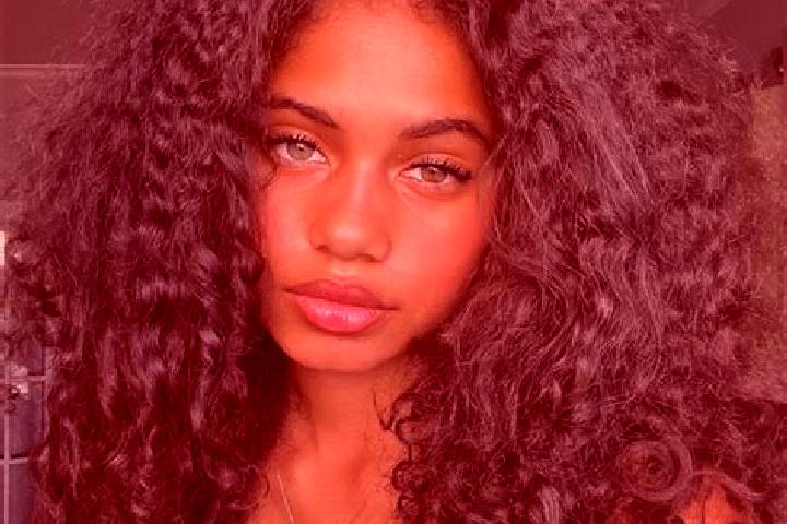 Harper, 33, a auburn blue-eyed ebony companion based in Crocna. Offering Roleplay, Duos, BDSM. Available for incall and outcall, day and evening dates.