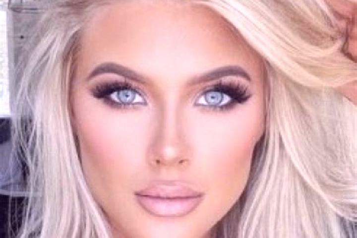Harper, 33, a platinum blonde dark-eyed indian companion based in Busselton. Offering Prostate Massage, Dinner Date, Deep French Kissing. Available for incal...