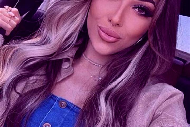 Harper, 34, a dark blonde brown-eyed middle eastern companion based in Officer. Offering Party Girl, Striptease, Overnight, CIM. Available for incall and out...